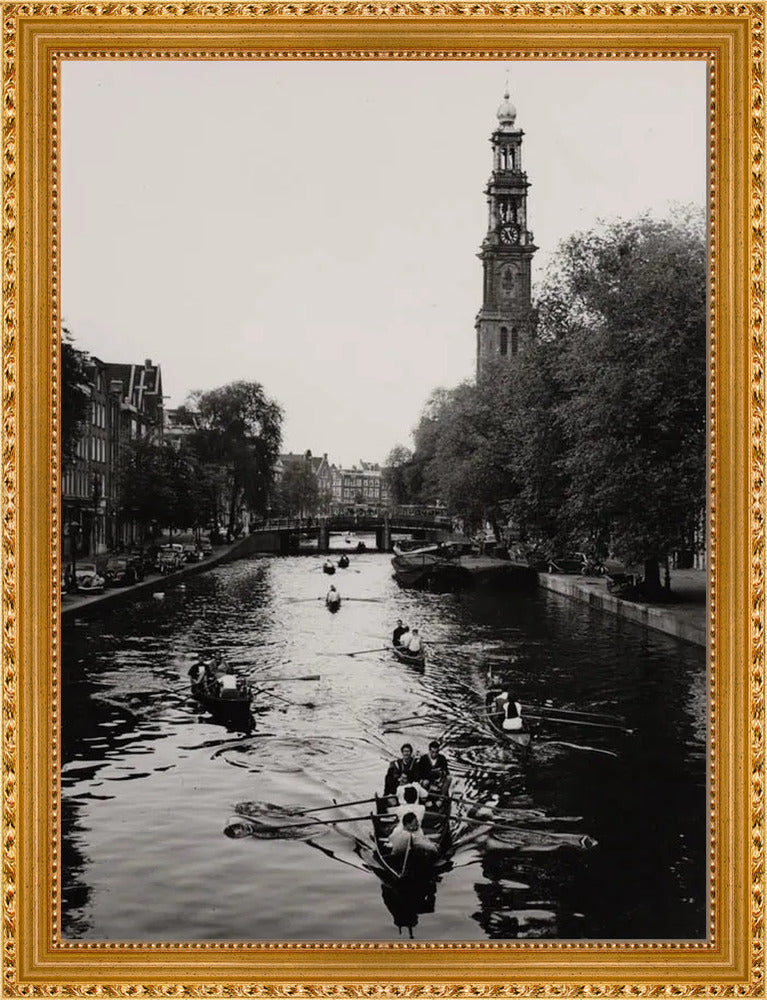 Roeiend langs de Westerkerk - 1955