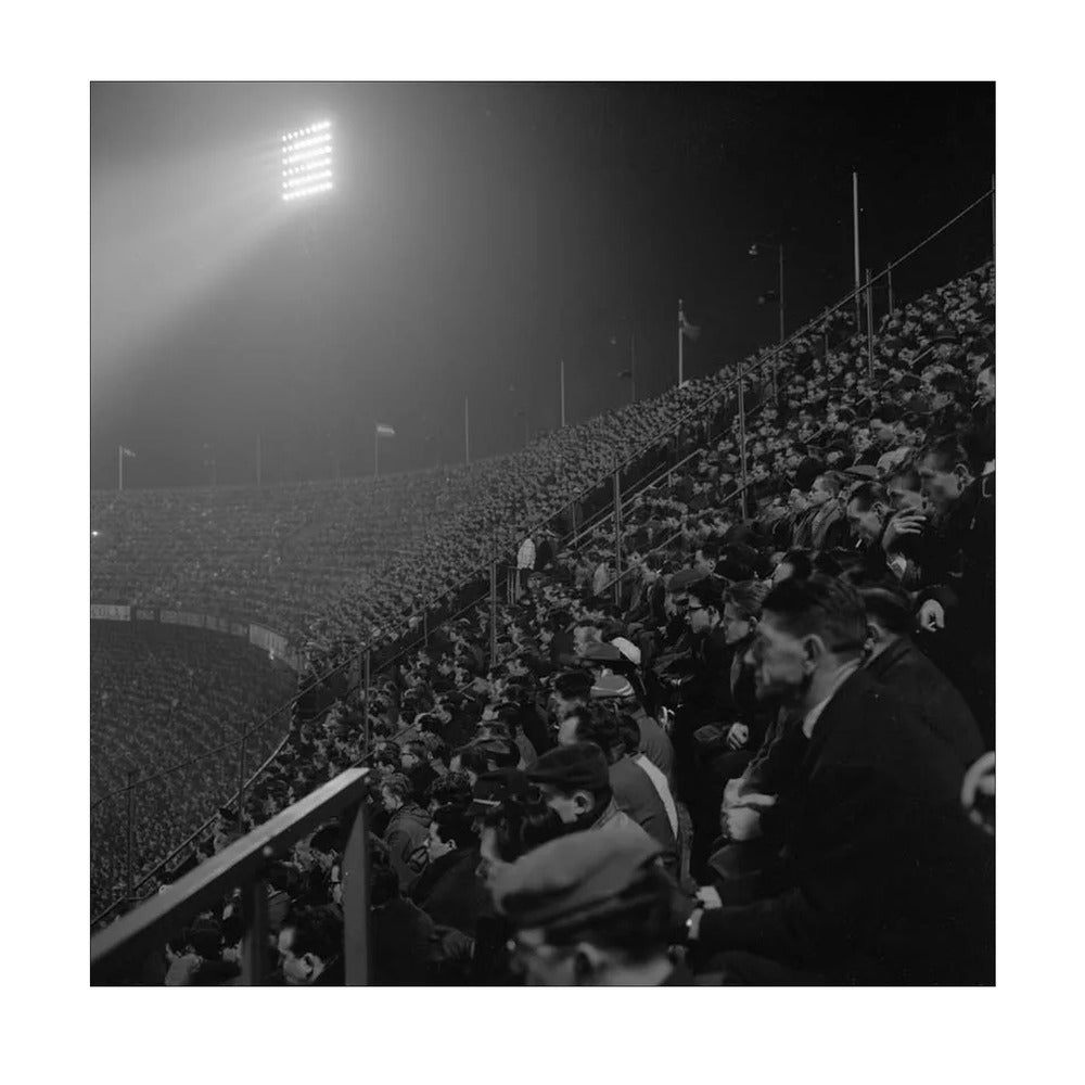 Supporters in een Nachtelijke Kuip - 1963