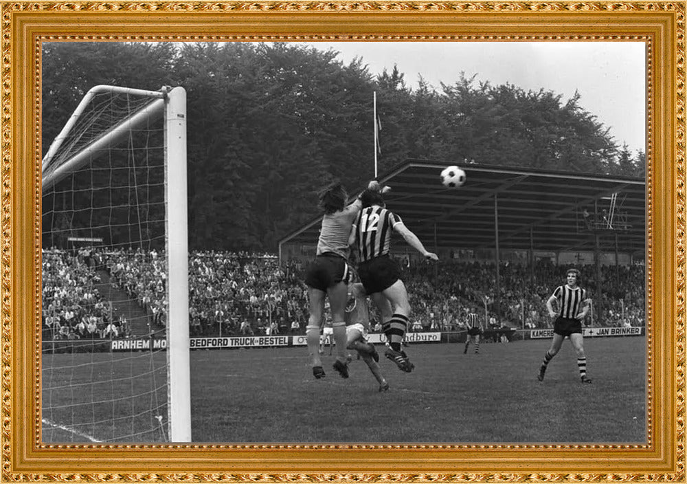 Vitesse - Volendam in Nieuw-Monnikenhuize - 1974