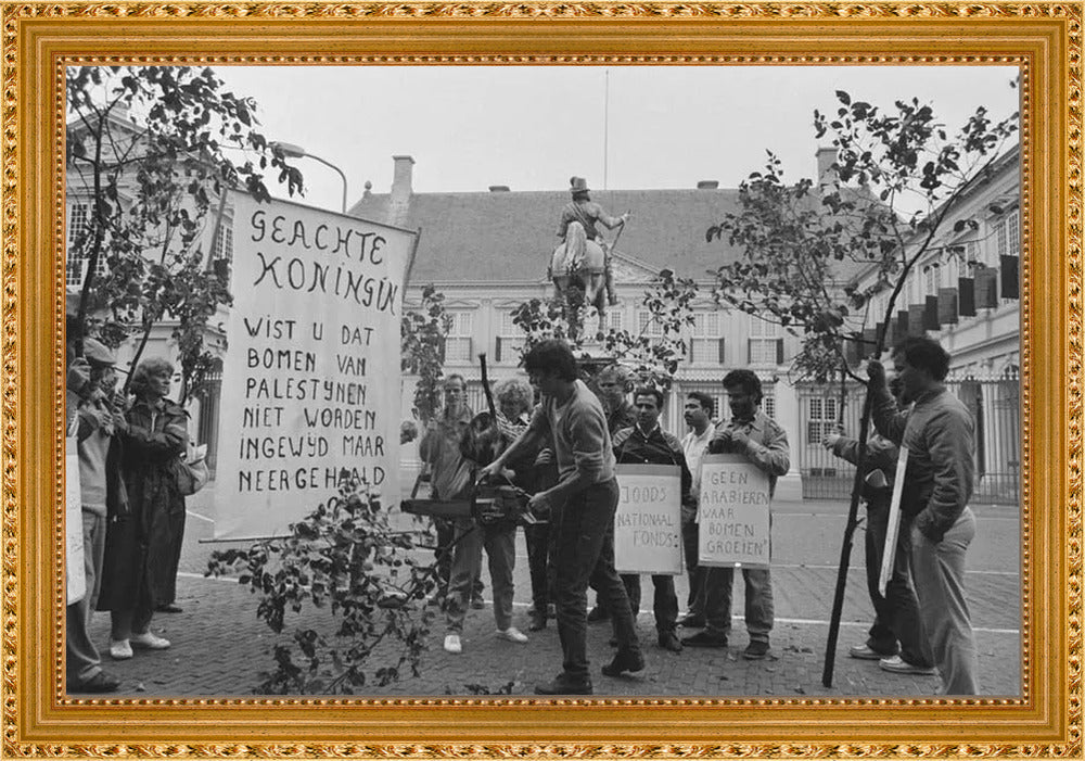 Demonstratie bij Paleis Noordeinde - 1986