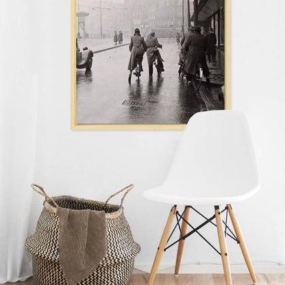 Zwart-witfoto uit 1954 van het Rokin in Amsterdam. – canvas naturel baklijst in keuken