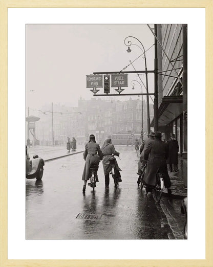Wachten op het Rokin - 1954