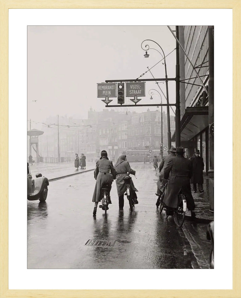 Wachten op het Rokin - 1954