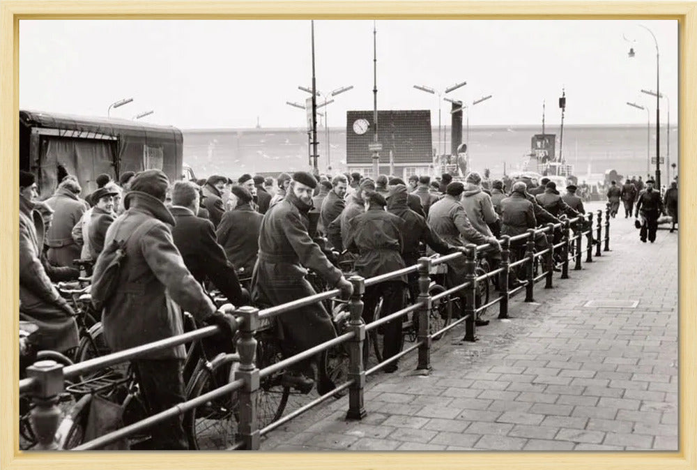 Wachtend op de Pont - 1956