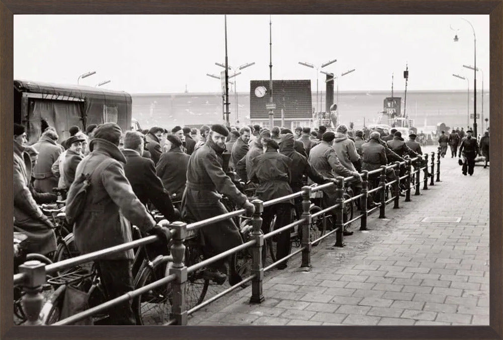 Wachtend op de Pont - 1956