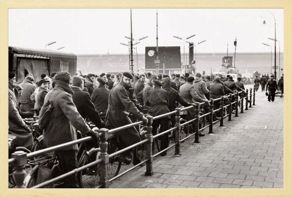 Wachtend op de Pont - 1956