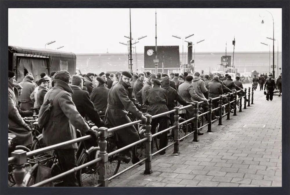 Wachtend op de Pont - 1956