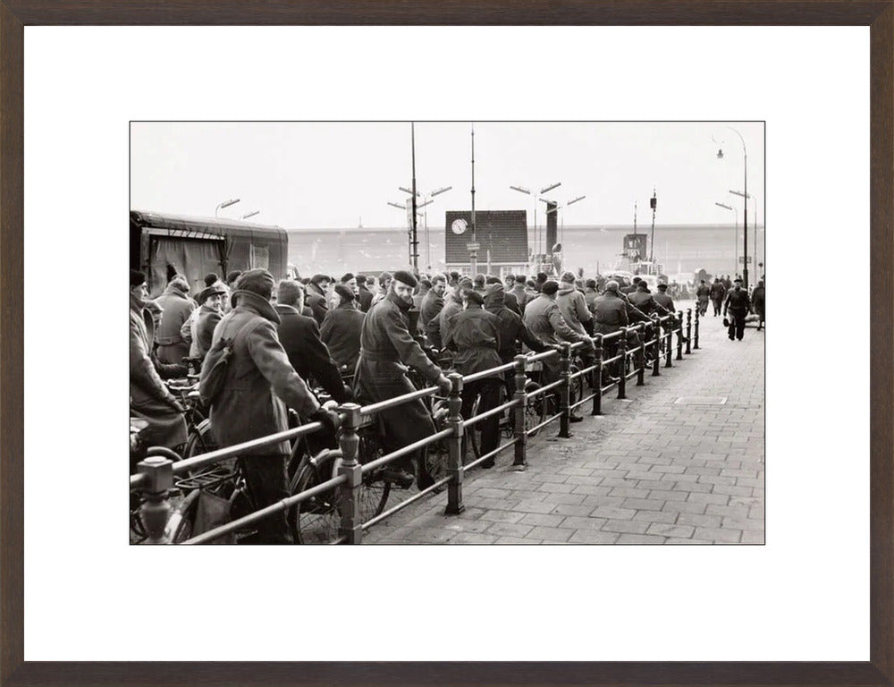 Wachtend op de Pont - 1956