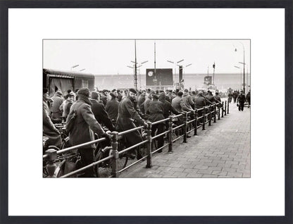 Wachtend op de Pont - 1956