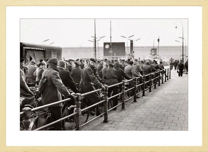 Wachtend op de Pont - 1956