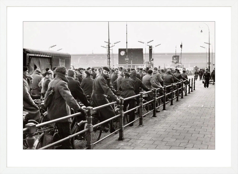 Wachtend op de Pont - 1956