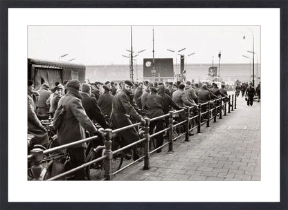 Wachtend op de Pont - 1956