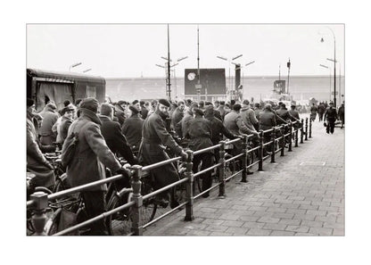 Wachtend op de Pont - 1956