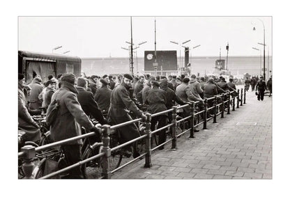 Wachtend op de Pont - 1956