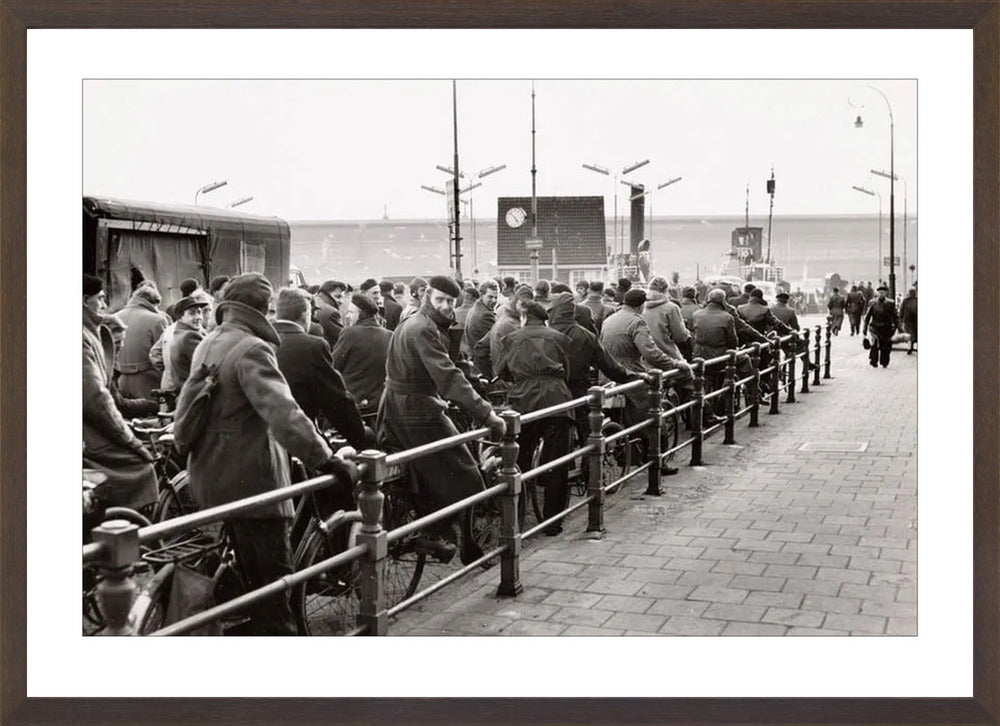 Wachtend op de Pont - 1956