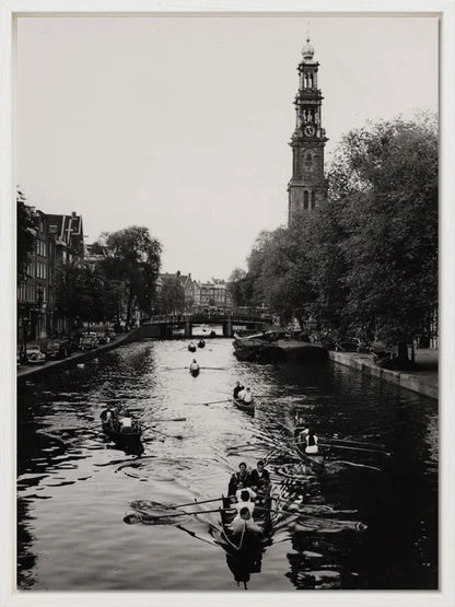 Roeiend langs de Westerkerk - 1955