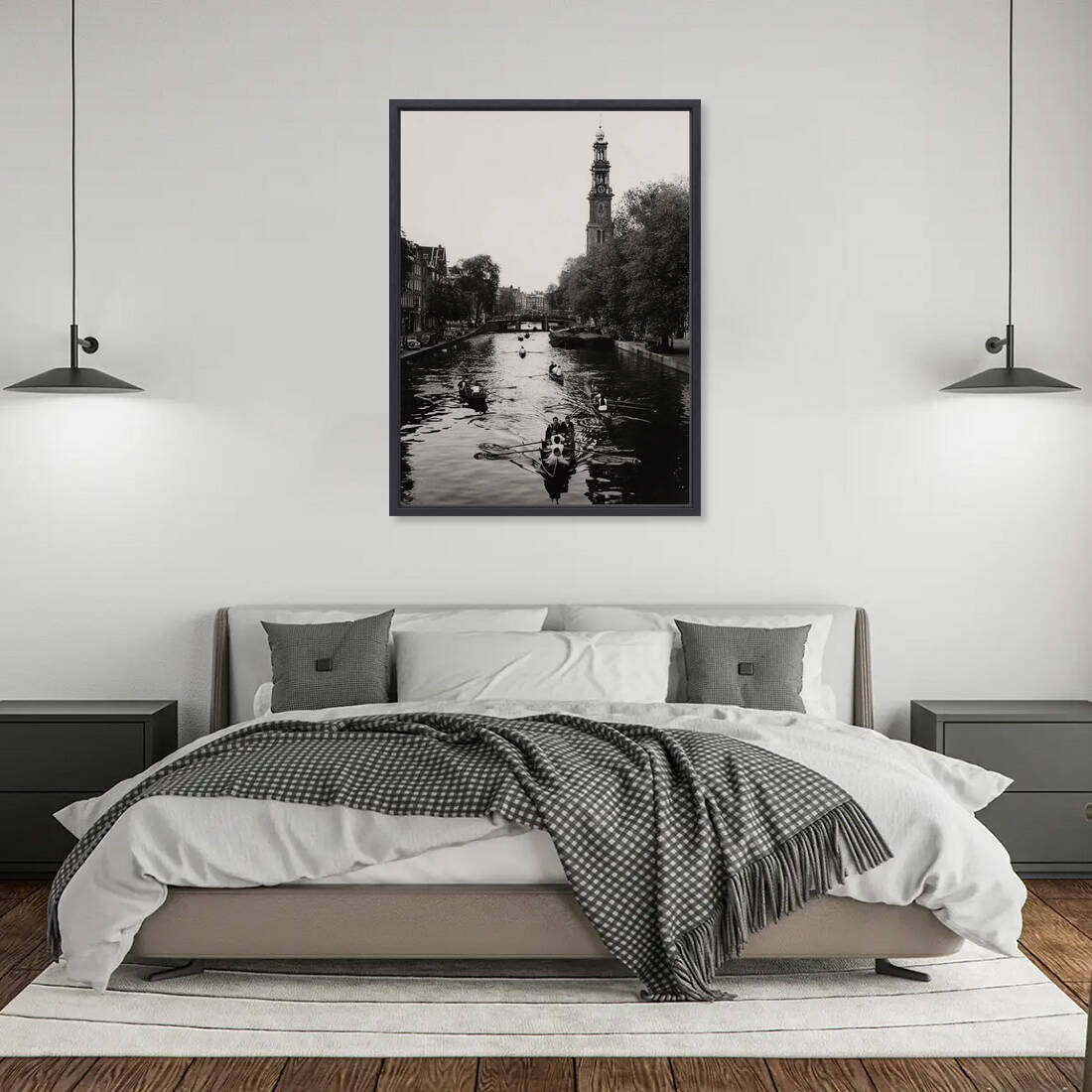 Zwart-witfoto uit 1955 van de Prinsengracht in Amsterdam met zicht op de Westerkerk. – canvas zwarte baklijst in slaapkamer