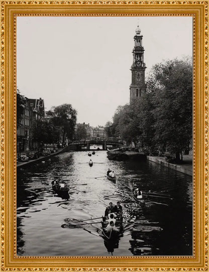 Roeiend langs de Westerkerk - 1955
