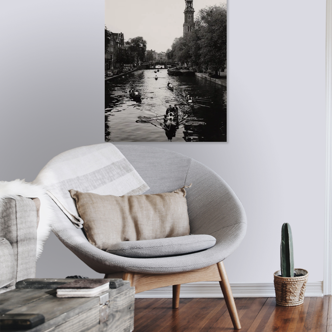 Zwart-witfoto uit 1955 van de Prinsengracht in Amsterdam met zicht op de Westerkerk. – canvas zonder lijst in leeshoek