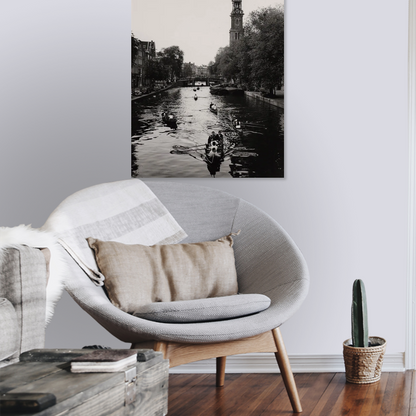 Zwart-witfoto uit 1955 van de Prinsengracht in Amsterdam met zicht op de Westerkerk. – canvas zonder lijst in leeshoek