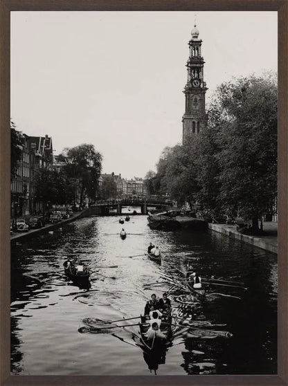 Roeiend langs de Westerkerk - 1955