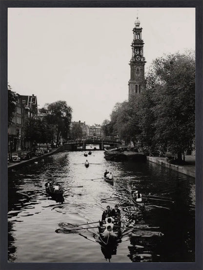 Roeiend langs de Westerkerk - 1955