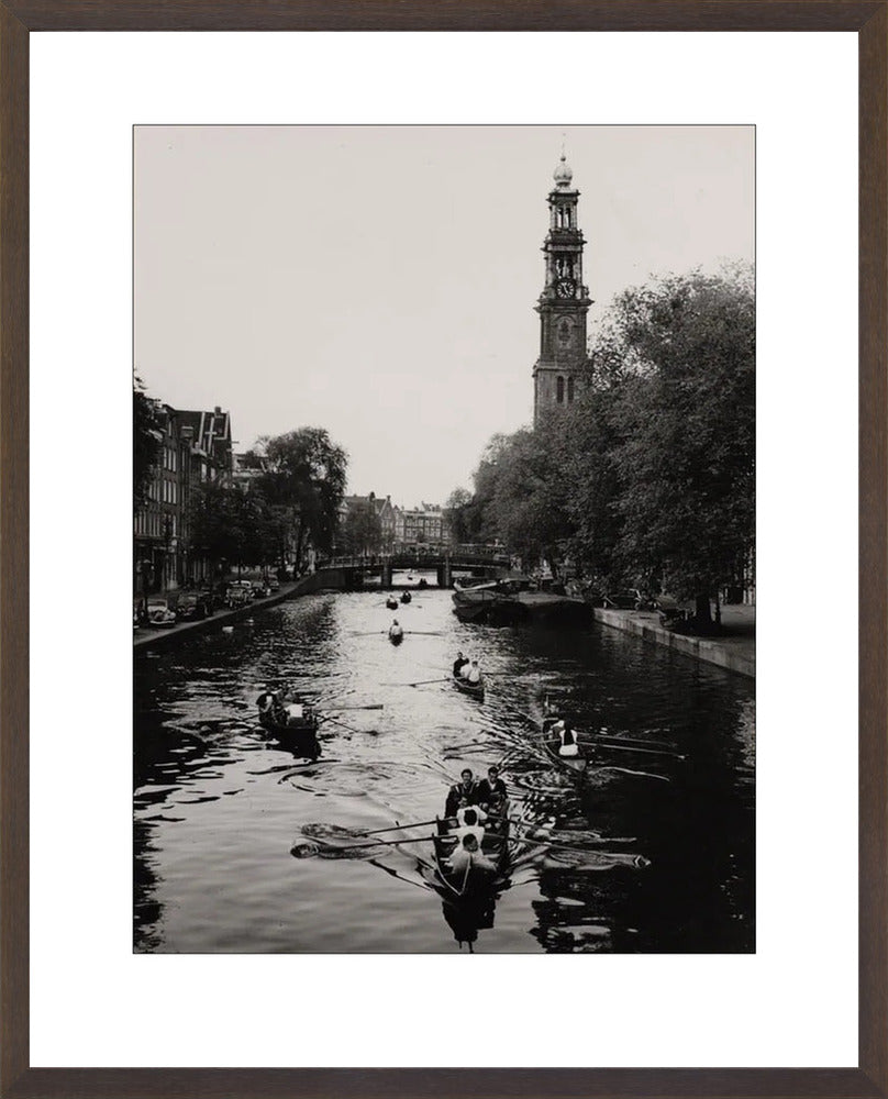 Roeiend langs de Westerkerk - 1955