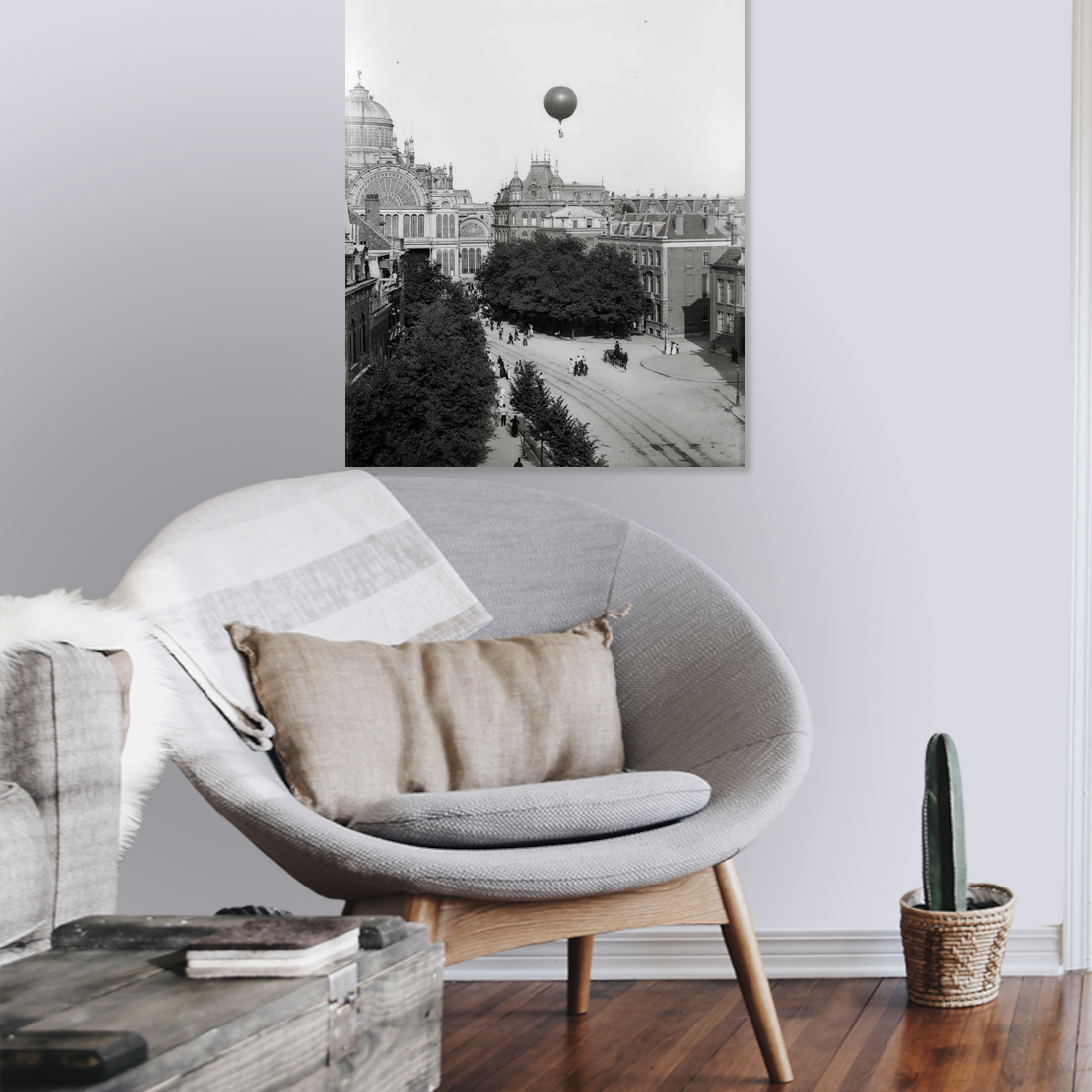 Zwart-witfoto uit 1893 van de Weteringschans in Amsterdam, gezien vanaf de Regulierssluis. – canvas zonder lijst in leeshoek