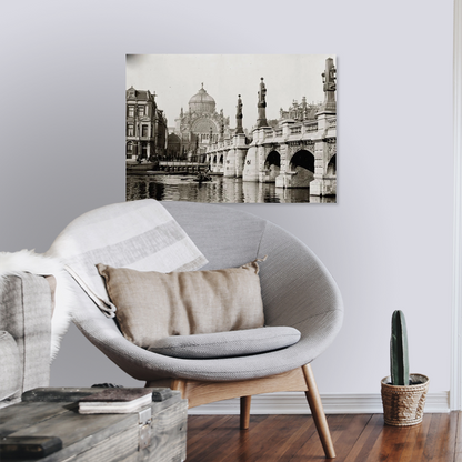 Zwart-witfoto uit 1894 van de Hogesluis over de Amstel in Amsterdam. – canvas zonder lijst in leeshoek