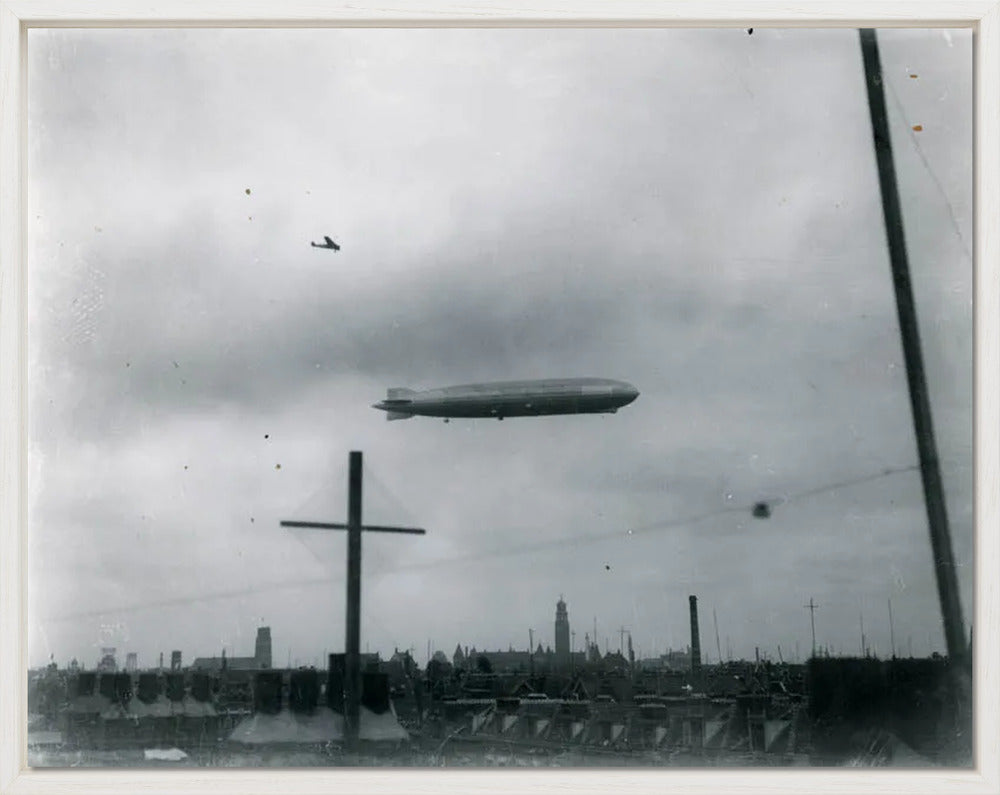 Graf Zeppelin - 1932