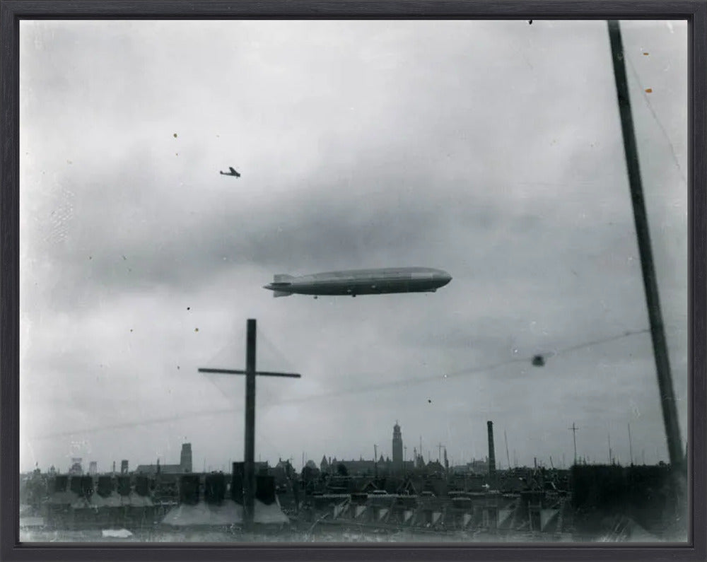 Graf Zeppelin - 1932