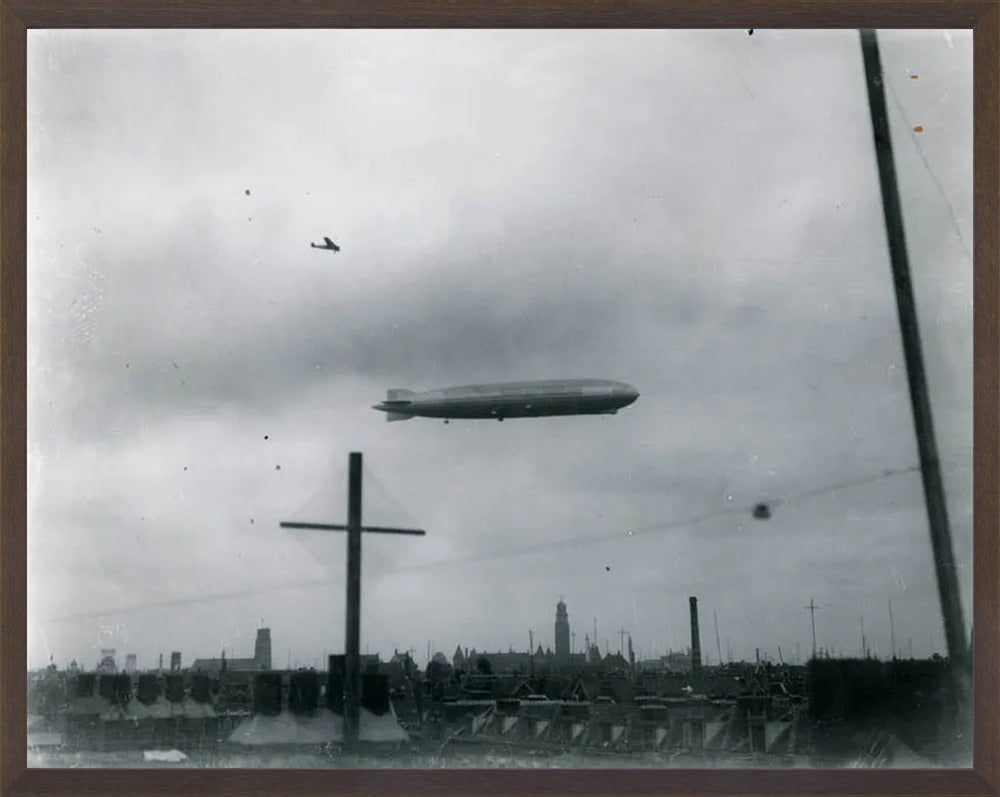 Graf Zeppelin - 1932