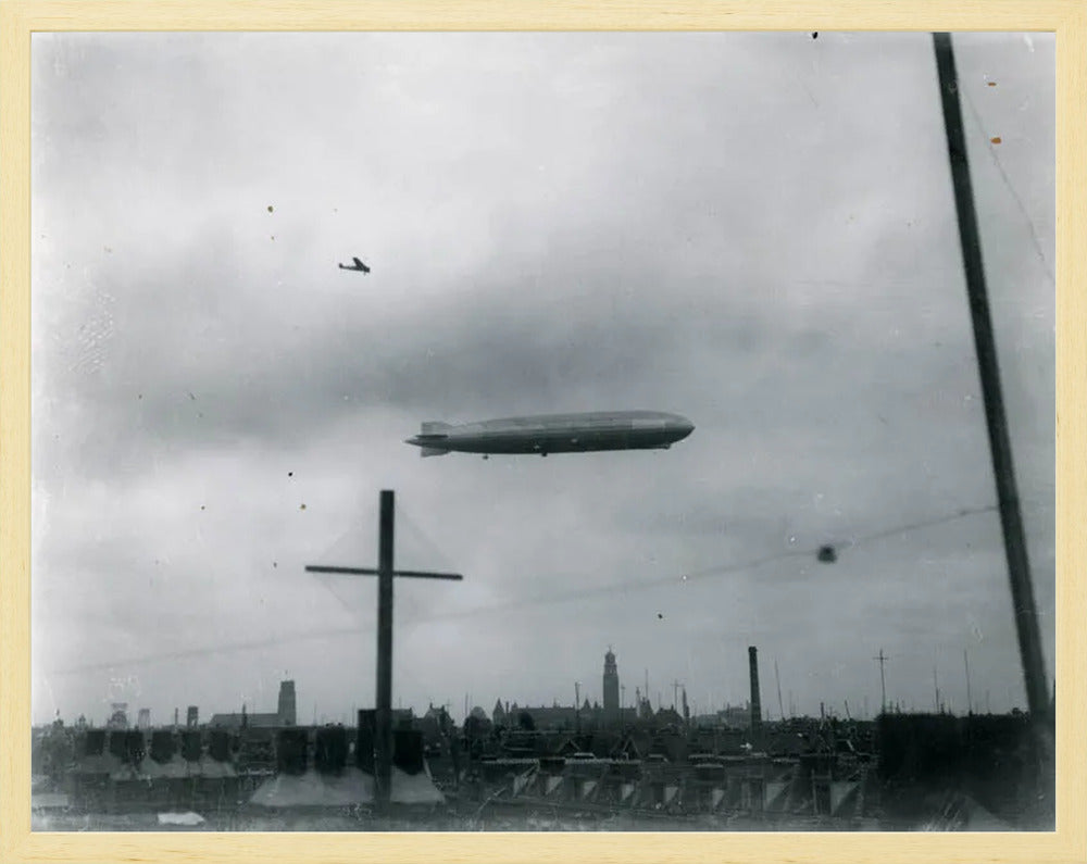 Graf Zeppelin - 1932