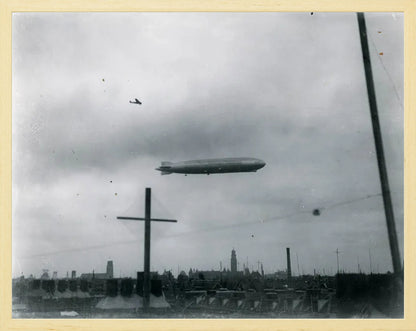 Graf Zeppelin - 1932