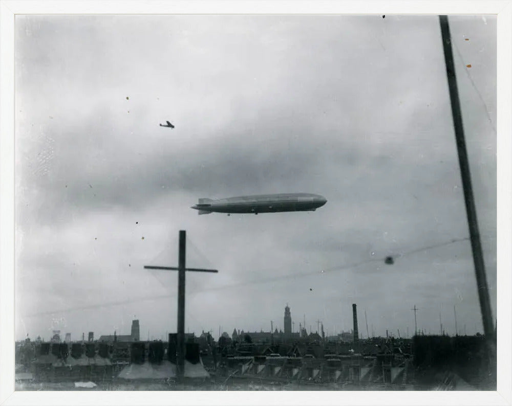 Graf Zeppelin - 1932