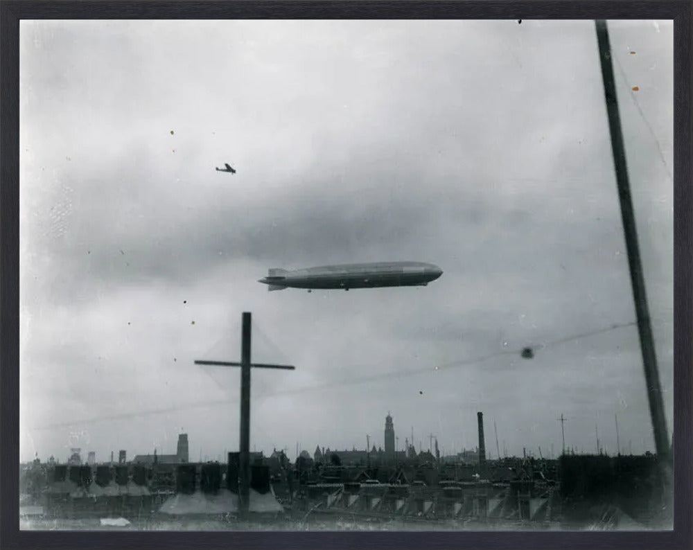 Graf Zeppelin - 1932