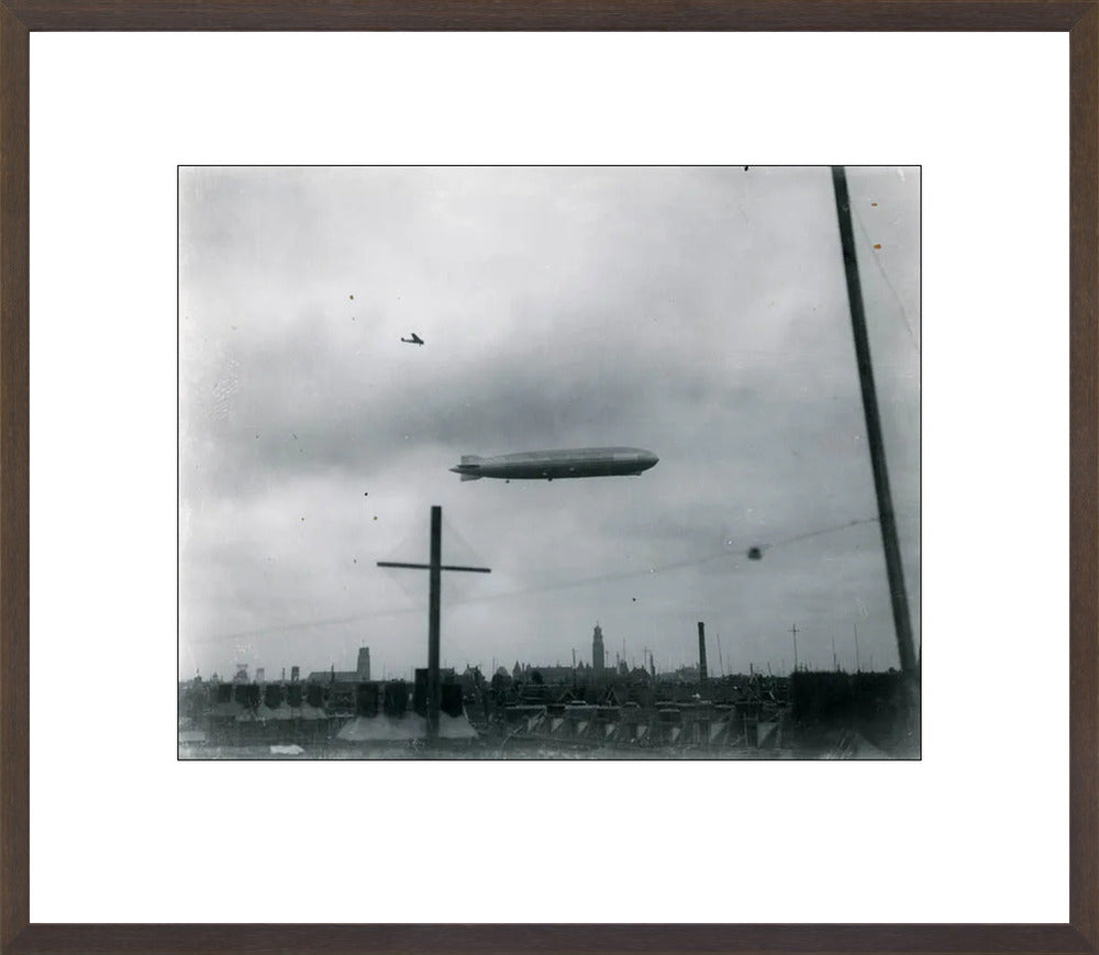Graf Zeppelin - 1932