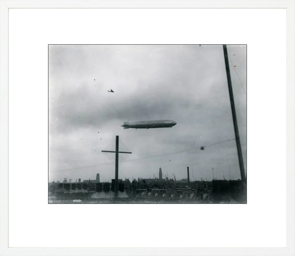 Graf Zeppelin - 1932
