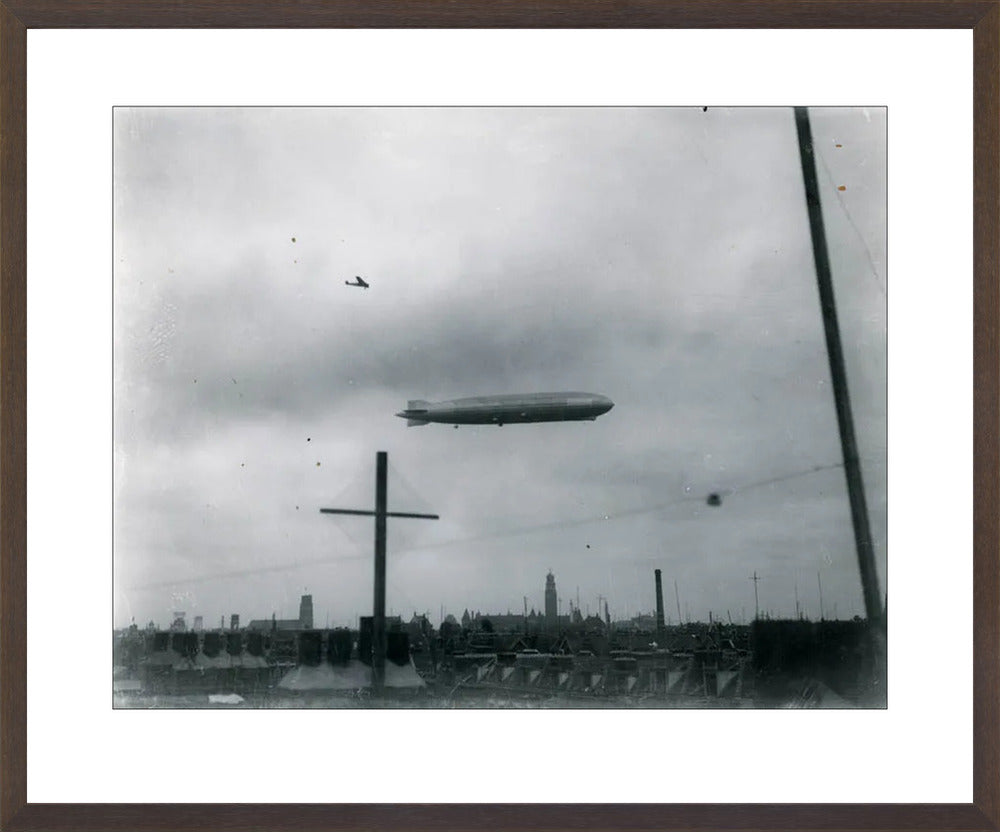Graf Zeppelin - 1932