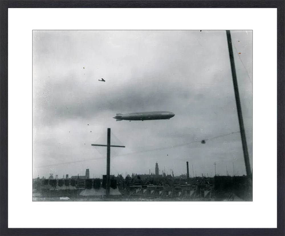 Graf Zeppelin - 1932
