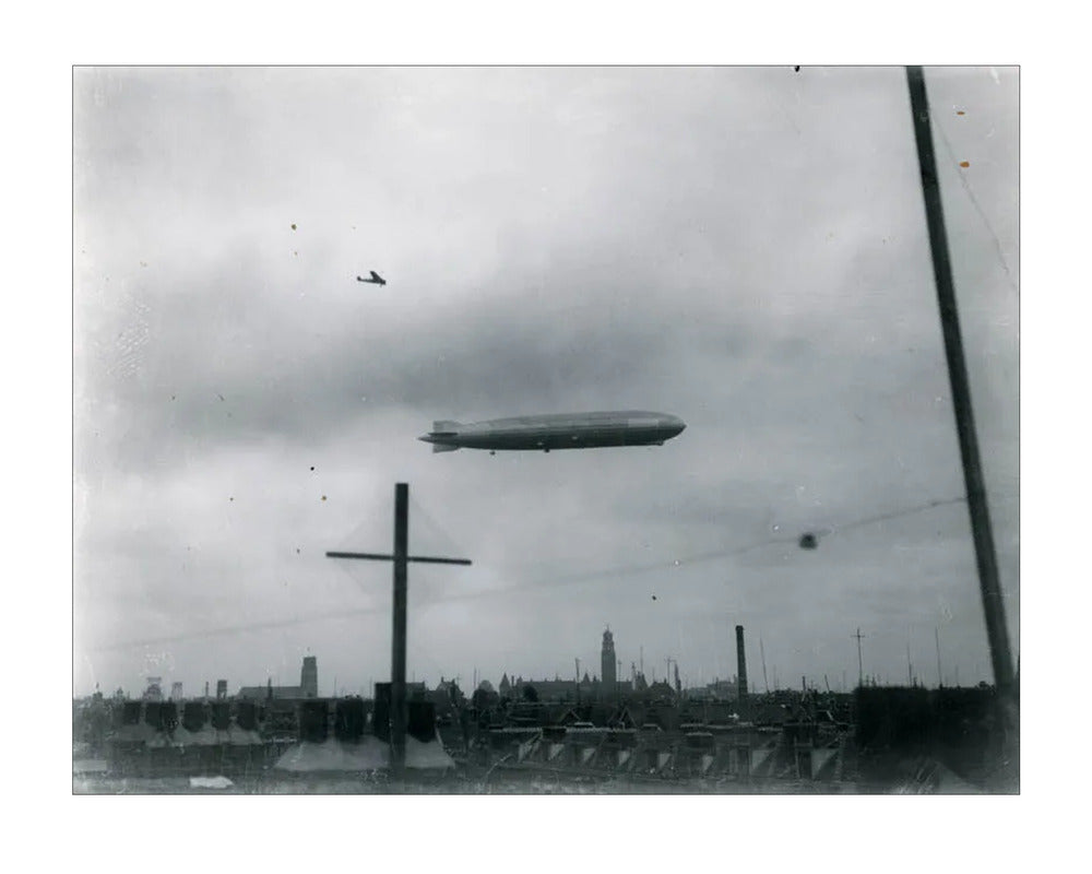 Graf Zeppelin - 1932