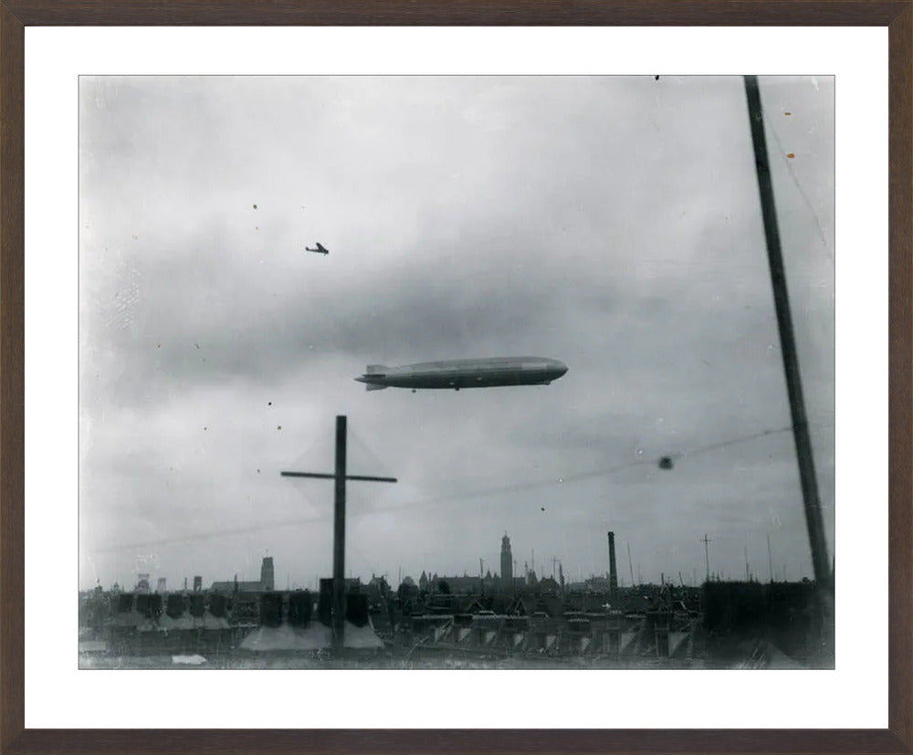 Graf Zeppelin - 1932