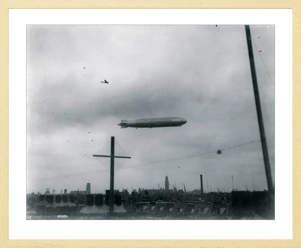 Graf Zeppelin - 1932