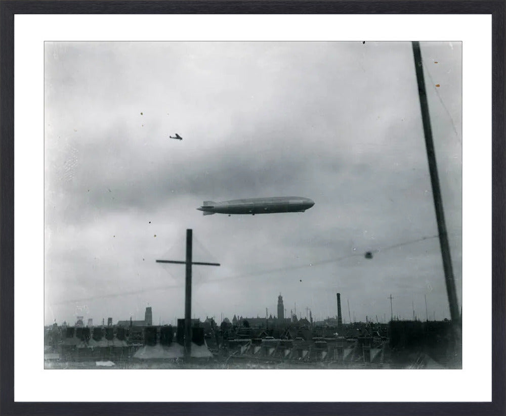 Graf Zeppelin - 1932