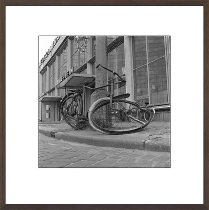 Fiets voor Station Hofplein - 1965