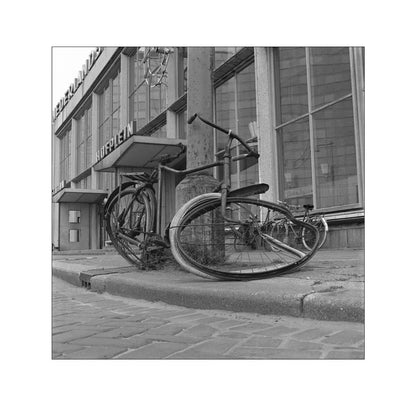 Fiets voor Station Hofplein - 1965