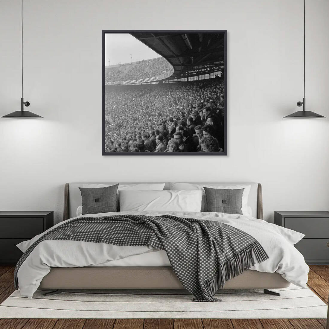 Historische foto van supporters in De Kuip rond 1962 – canvas zwarte baklijst in slaapkamer