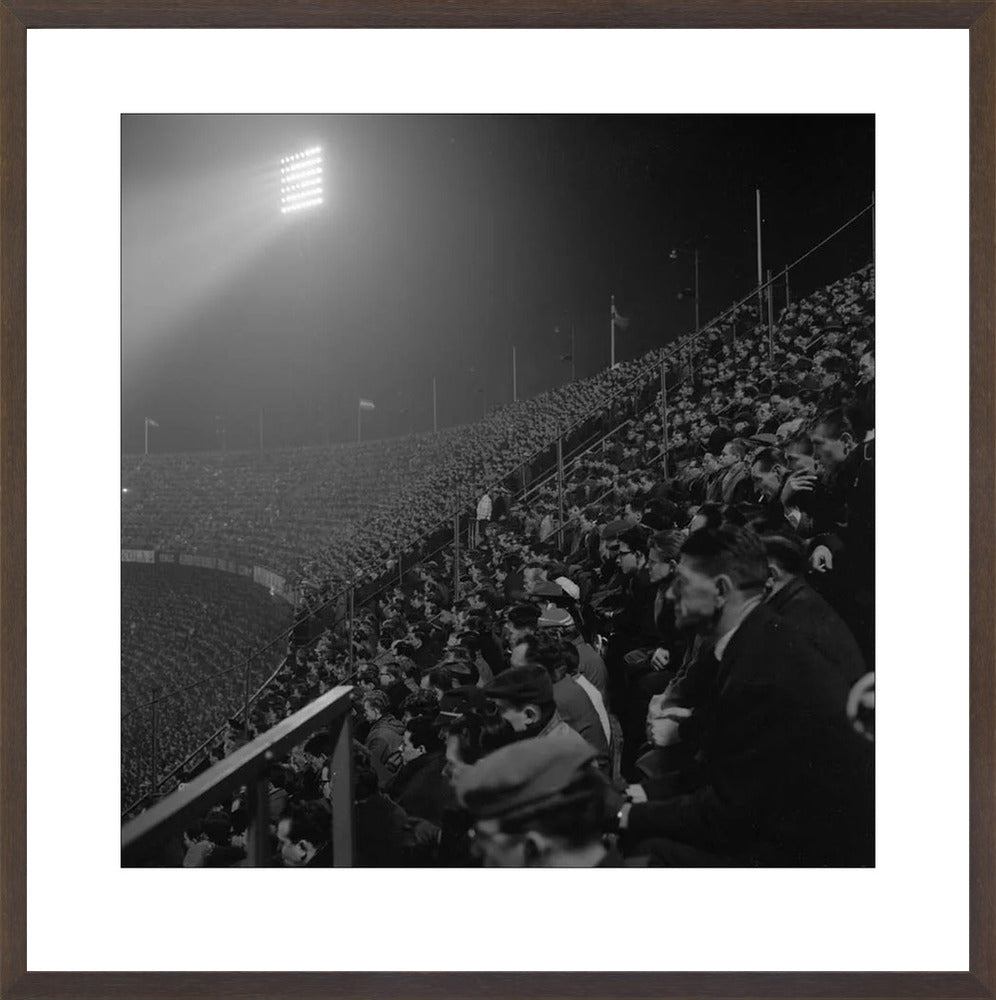 Supporters in een Nachtelijke Kuip - 1963