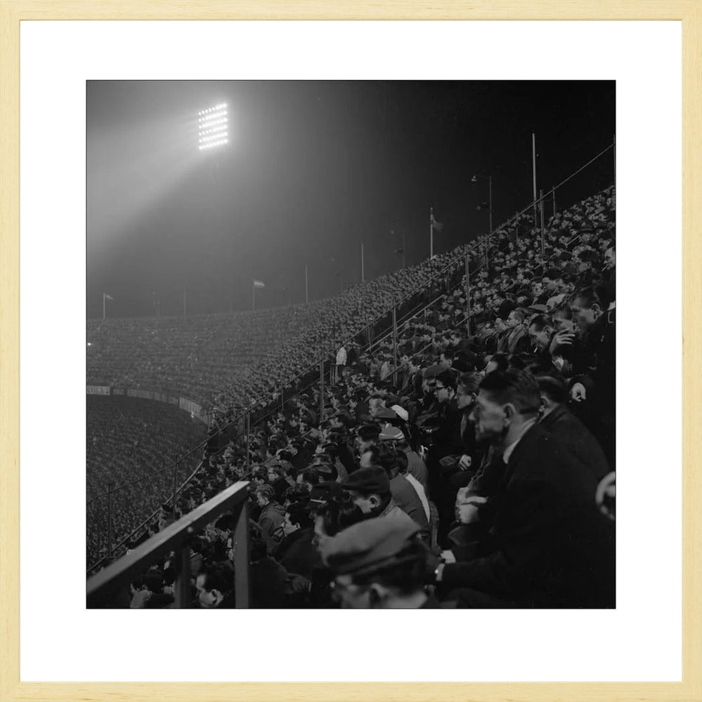 Supporters in een Nachtelijke Kuip - 1963