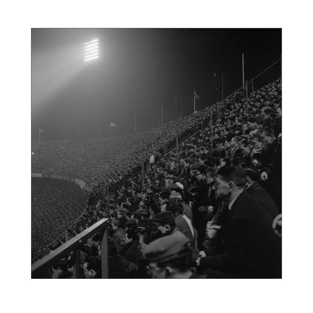 Supporters in een Nachtelijke Kuip - 1963